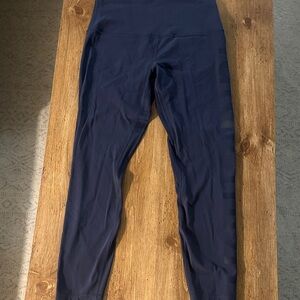 Lululemon Align Pant 25” from 2022 (old align fabric)